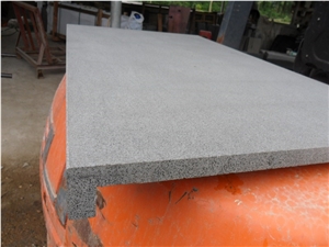 China Hainan Black Basalt Steps & Stair Treads