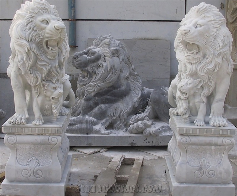 Lion Statued/ Outdoor Sculpture/ Handcarved Sculpture/ Stone Carving
