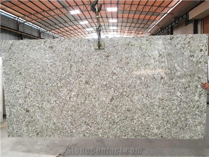 Cambria Color 5 Vemy Quartz Stone