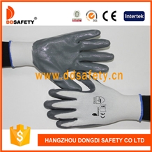 White Nylon/Polyester Shell Glove.Grey Nitrile Coating.Smooth Finish White Nylon/Polyester Shell Glove.Grey Nitrile Coating.Smooth Finish