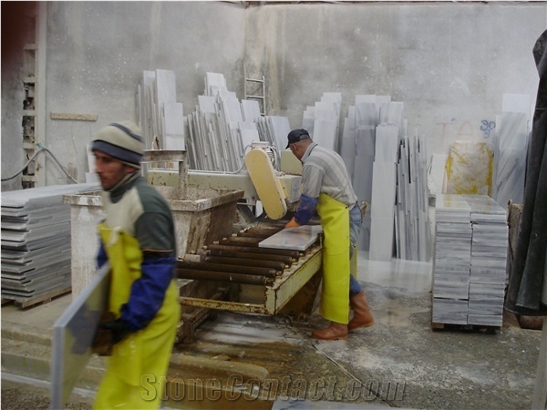 Marmara Classic -Marmara Extra White, Marmara Semi White Marble