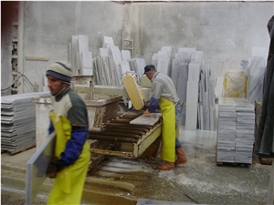 Marmara Classic -Marmara Extra White, Marmara Semi White Marble