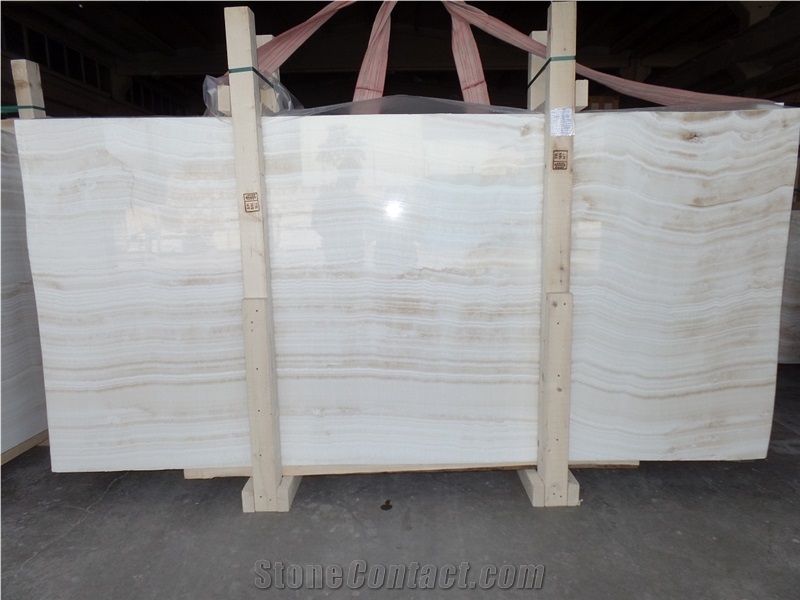Onice Fasciato White Onyx Slabs