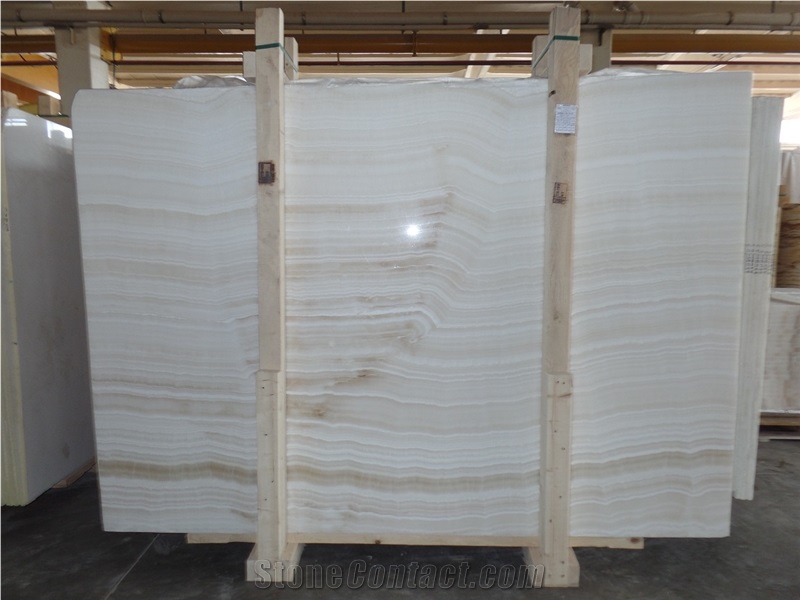 Onice Fasciato White Onyx Slabs