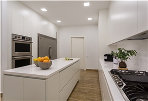 Ocean Reef Quartz Kitchen Countertop