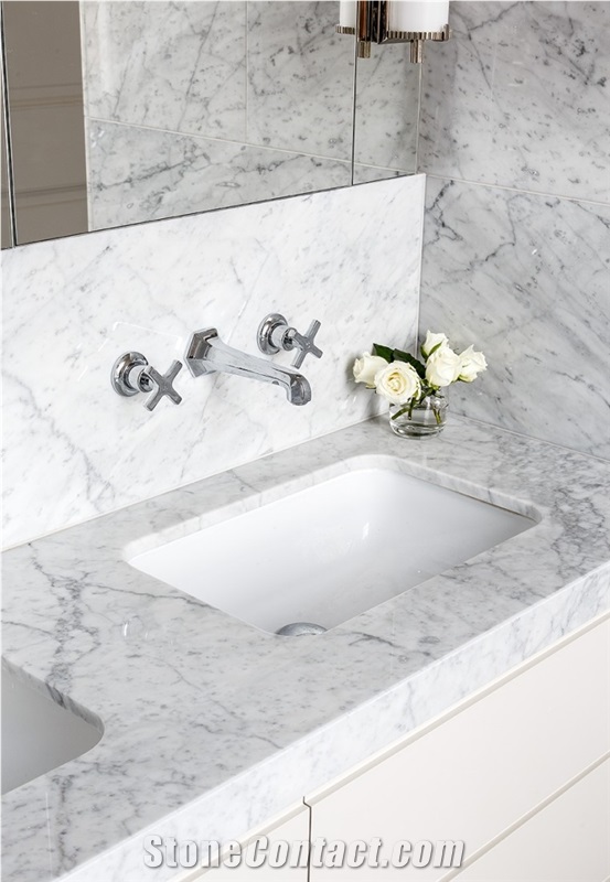 Carrara Marble Edinburgh Town House Bath Design