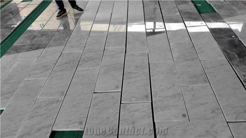 Bianco Carrara Cd/ Bianco Carrara Medium Veins