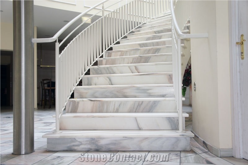 Soelker Rose - Aurora Boreale Marble Stairs
