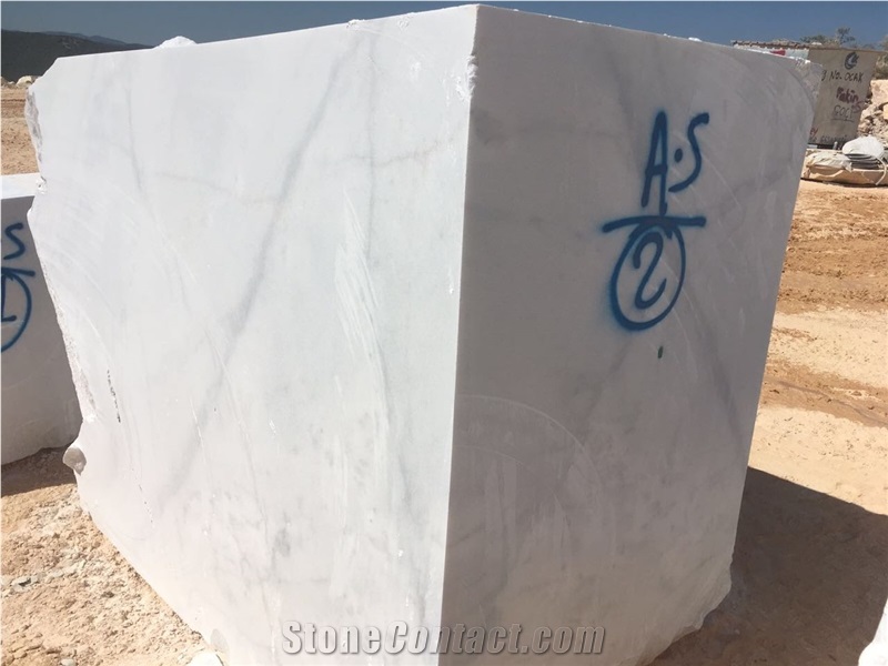White Schirmann Marble Blocks