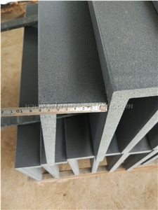 L Shape Black Basalt Steps, Winggreen