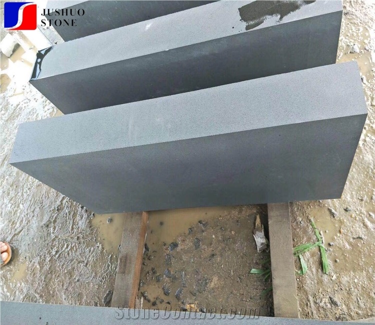 China Hainan Black Basalt Natural Kerbstone Binder