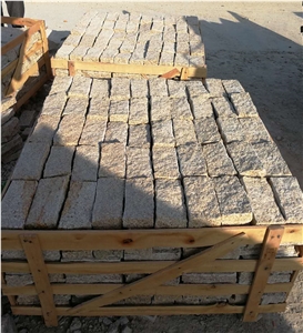 G682 Granite Cube Stone Paver,Rust Sesame China Cobble Stone Landscaping Wall Brick