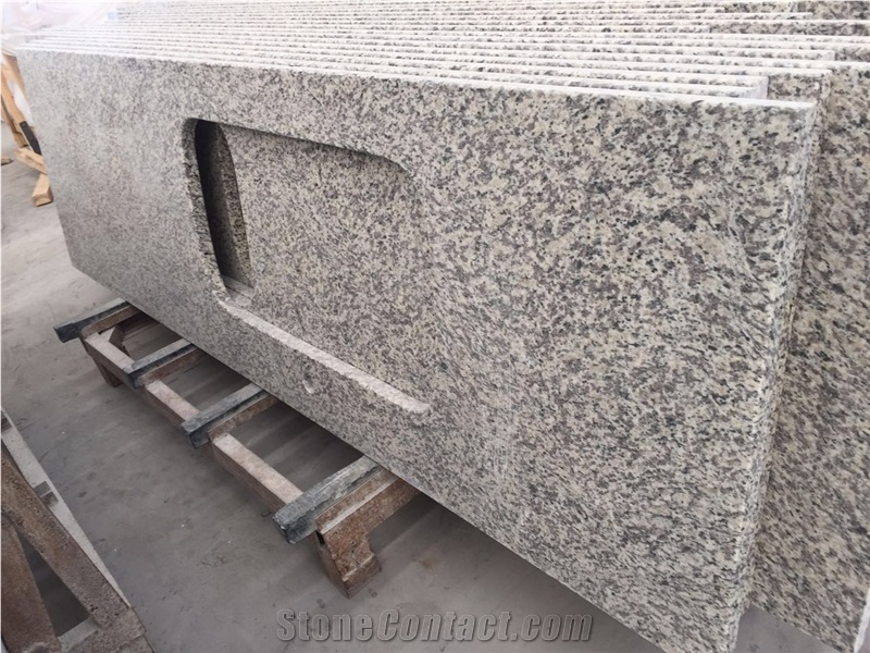 China Cheap Gold Granite Stone Custom Vanity Top