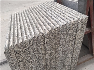 China Cheap Gold Granite Stone Custom Vanity Top