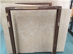Light Color Cream Travertine Slab French Pattern