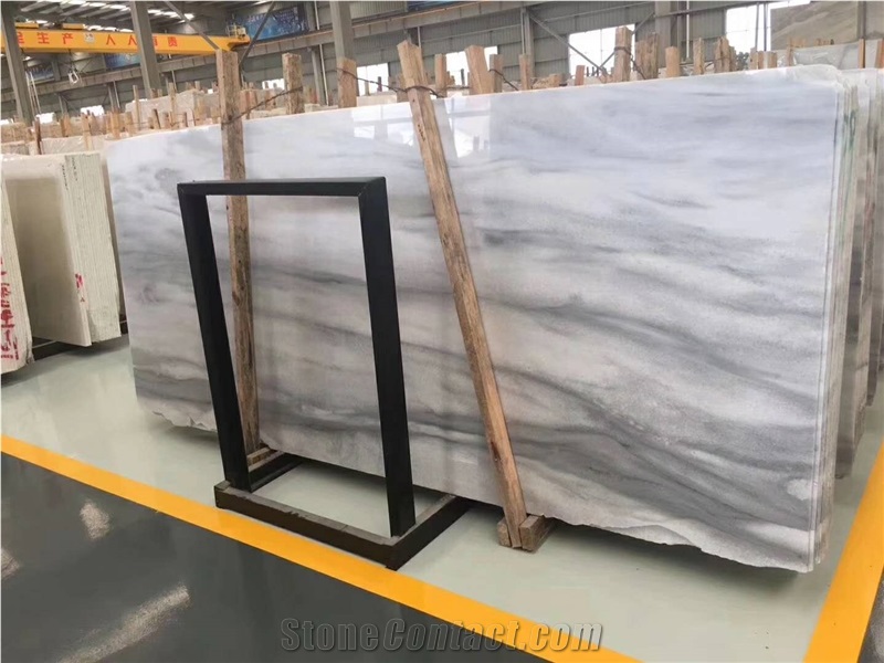 Cloudy White Tiles and Slabs