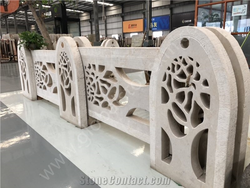 Factory Direct Price Tippy Beige Limestone Slabs