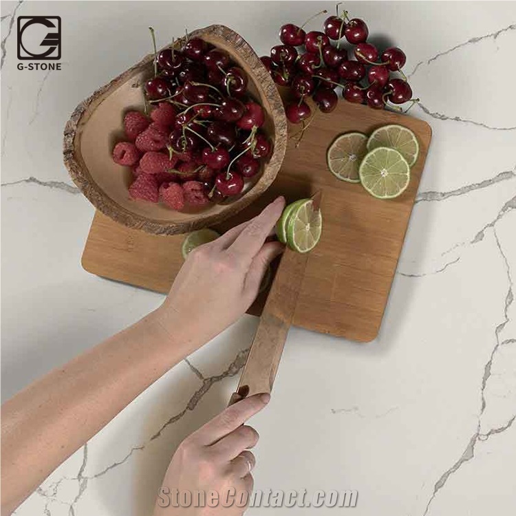 Fine Pattern Calacatta Quartz Floor Covering