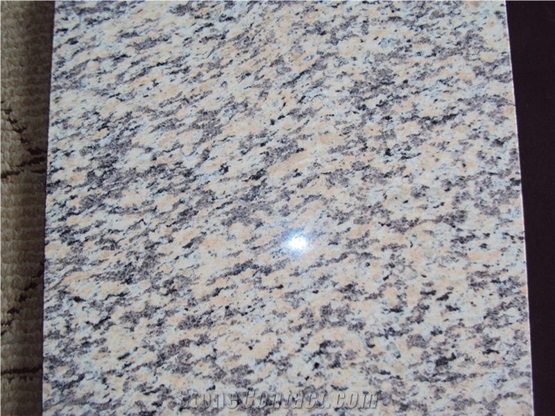 Tiger Skin Red Granite Slabs & Tiles