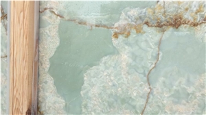 Lucra Green Onyx Tiles and Slabs