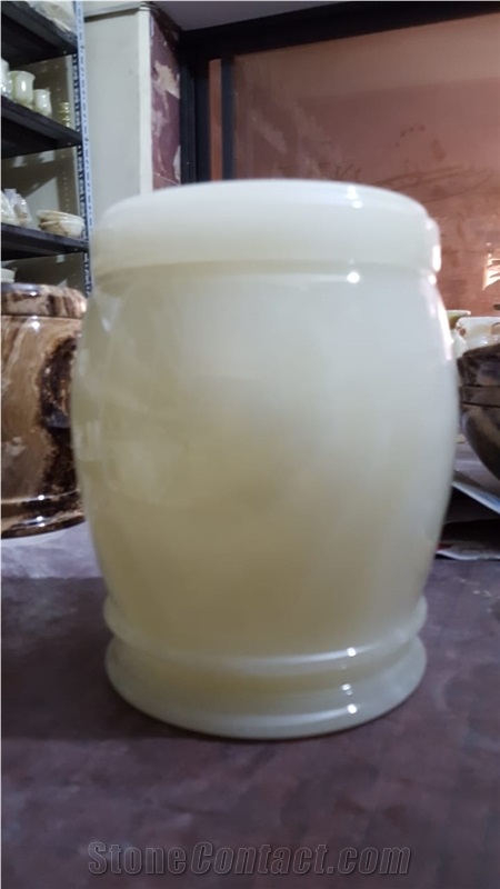 Mi 12 Onyx Home Decor Pots