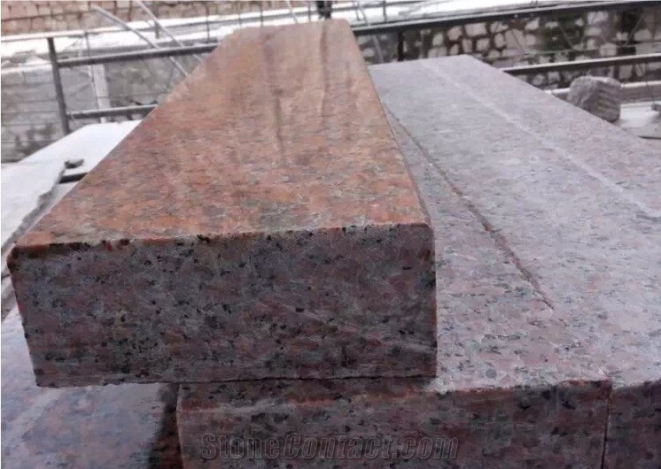 Maple Red Granite Kerbstone