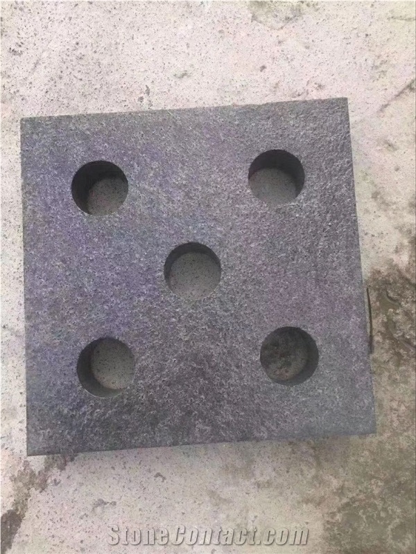 Granite Grain Hole Water Hole Pavement, Cordoba Grey Granite Pavement