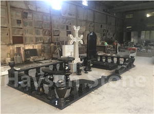 Cross Large Familytombstone/Memorial Monuments