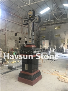 Religious Jesus Cross Obelisk /Tombstone Monument