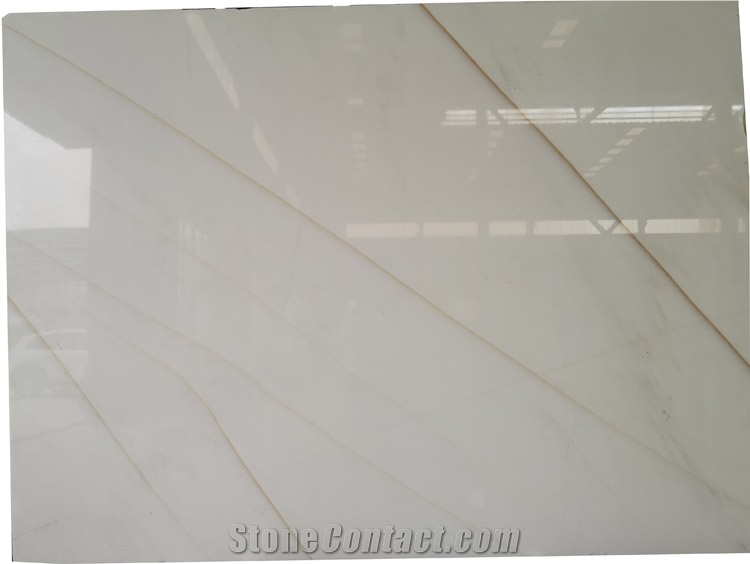 China White Marble Tiles With Gold Vein