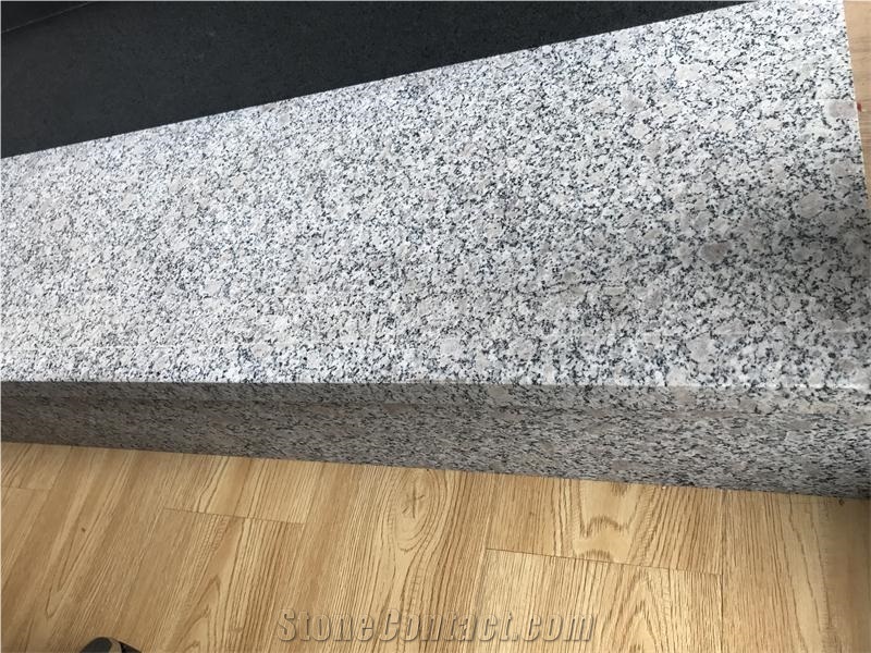 G383 Pearl White Granite Honed Standard Steps