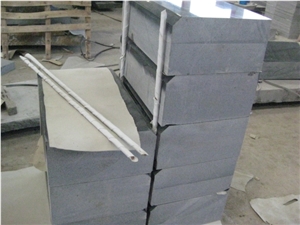 G654 Padang Dark Granite Kerbstone Sidestone