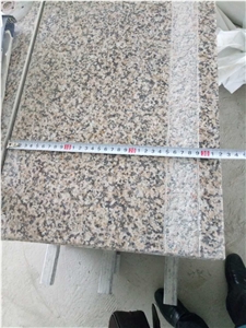 G682 Rusty Yellow Granite Staircase