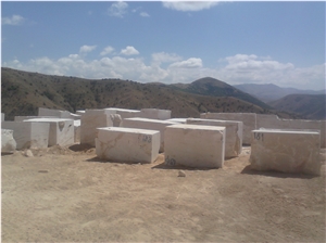 Irish Cream Travertine Blocks