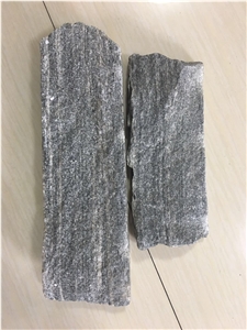 Natural Stacked Rust Slate Dry Loose Corner Stone