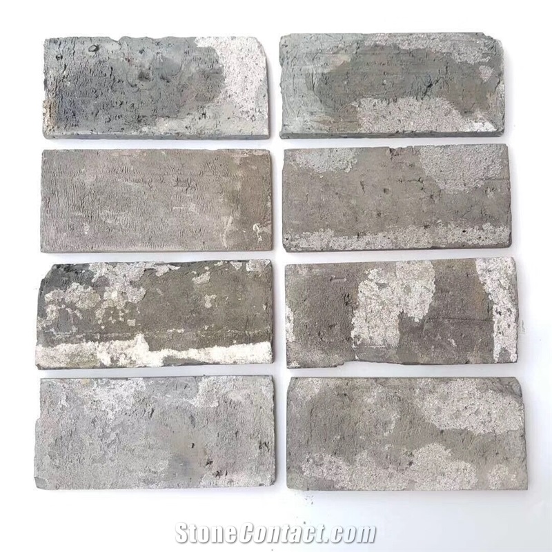 Wall Cladding Used Old Brick for Decoration