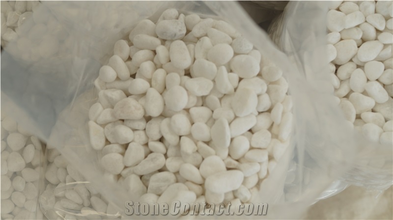 Snow White Pebbles