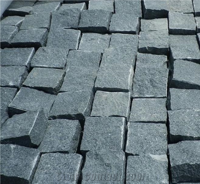 Chinese G654 Driveway Pavers Granite Cobble Stone