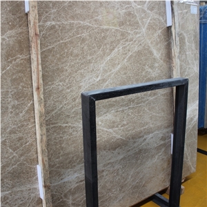 Crema Perlado Marble Slab