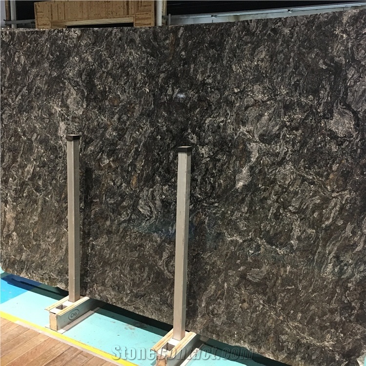 Metallicus Cianitus Granite Slabs