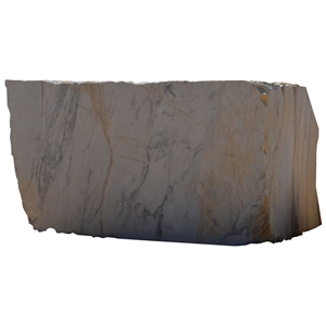 Akmonia White Marble Blocks