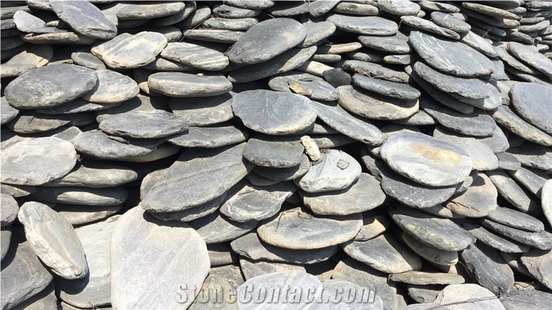 Black Stepping Stone for Garden Decoration
