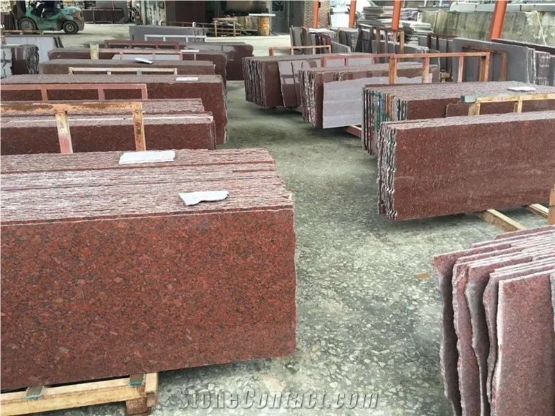 India Red Granite Slabs