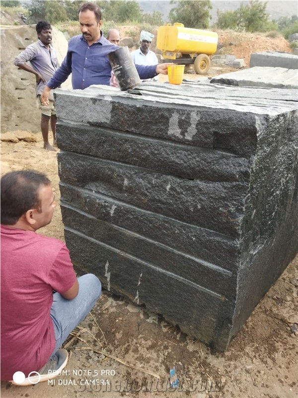 G15 Indian Black Granite Block