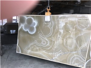 Tea Onyx Slabs & Tiles