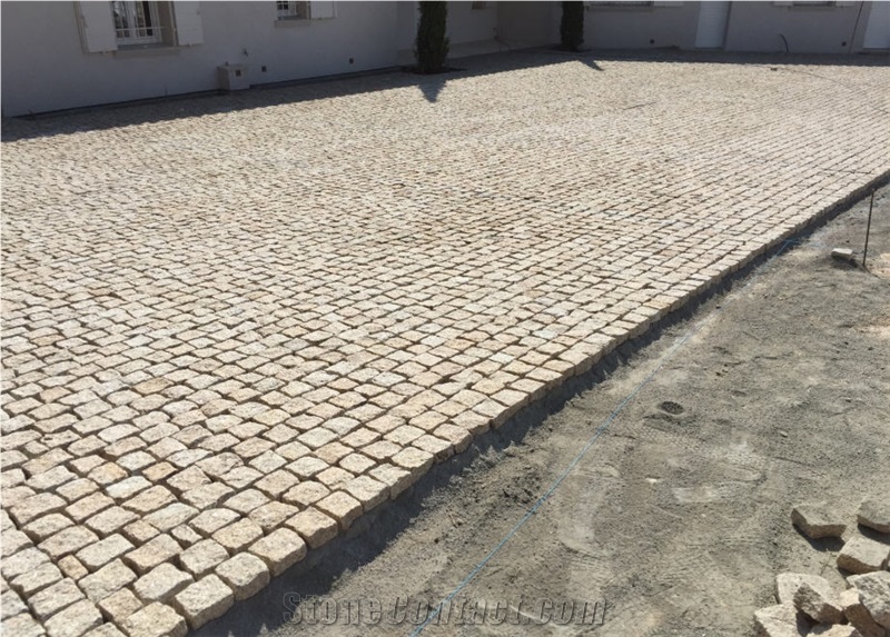 Dorado Perla Granite Cobble Stone Driveway