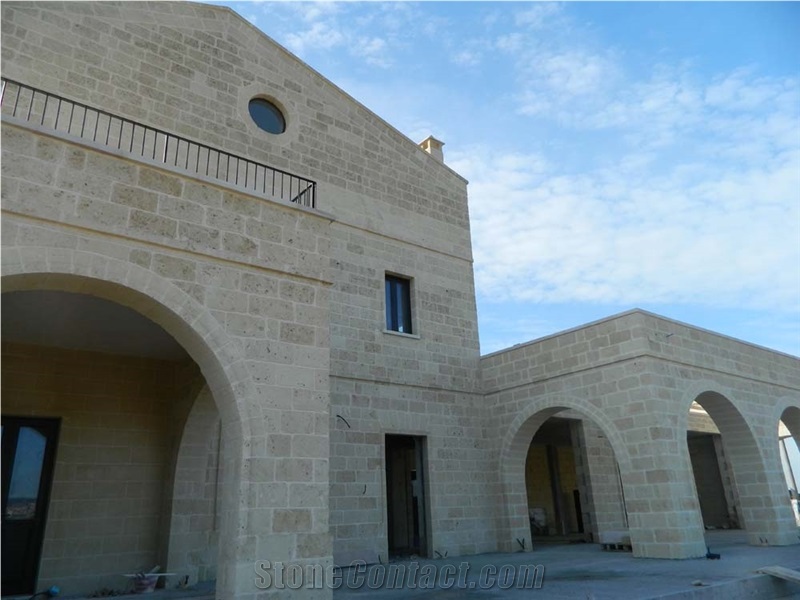 Gravina Tufa Masonry Bricks
