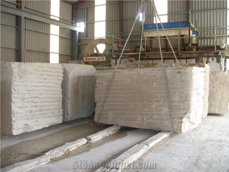 Rough Block Crema Incomar Floresta Sandstone