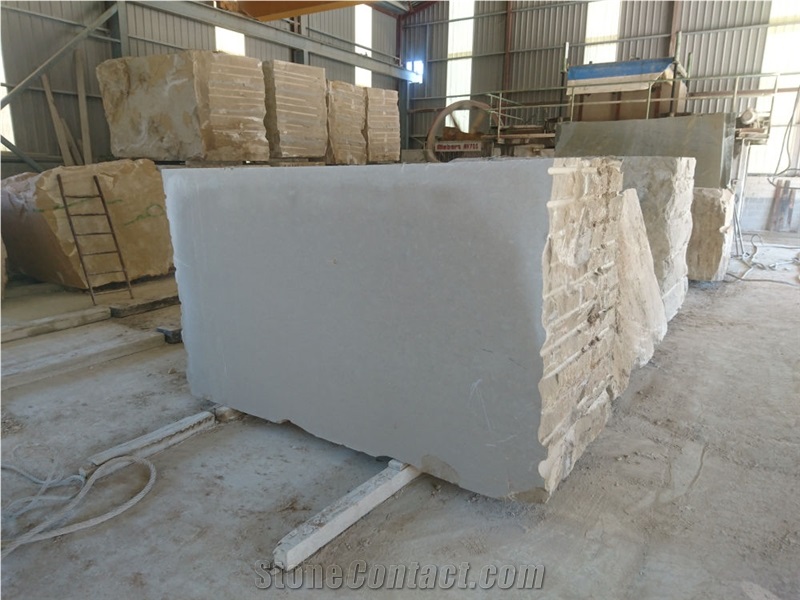 Rough Block Crema Incomar Floresta Sandstone