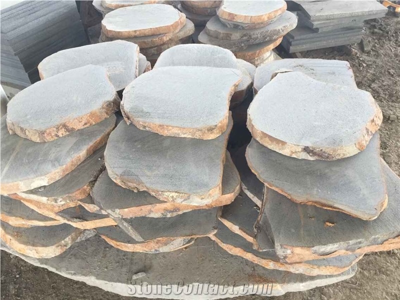 Natural Black Basalt Random Flagstone Pavers